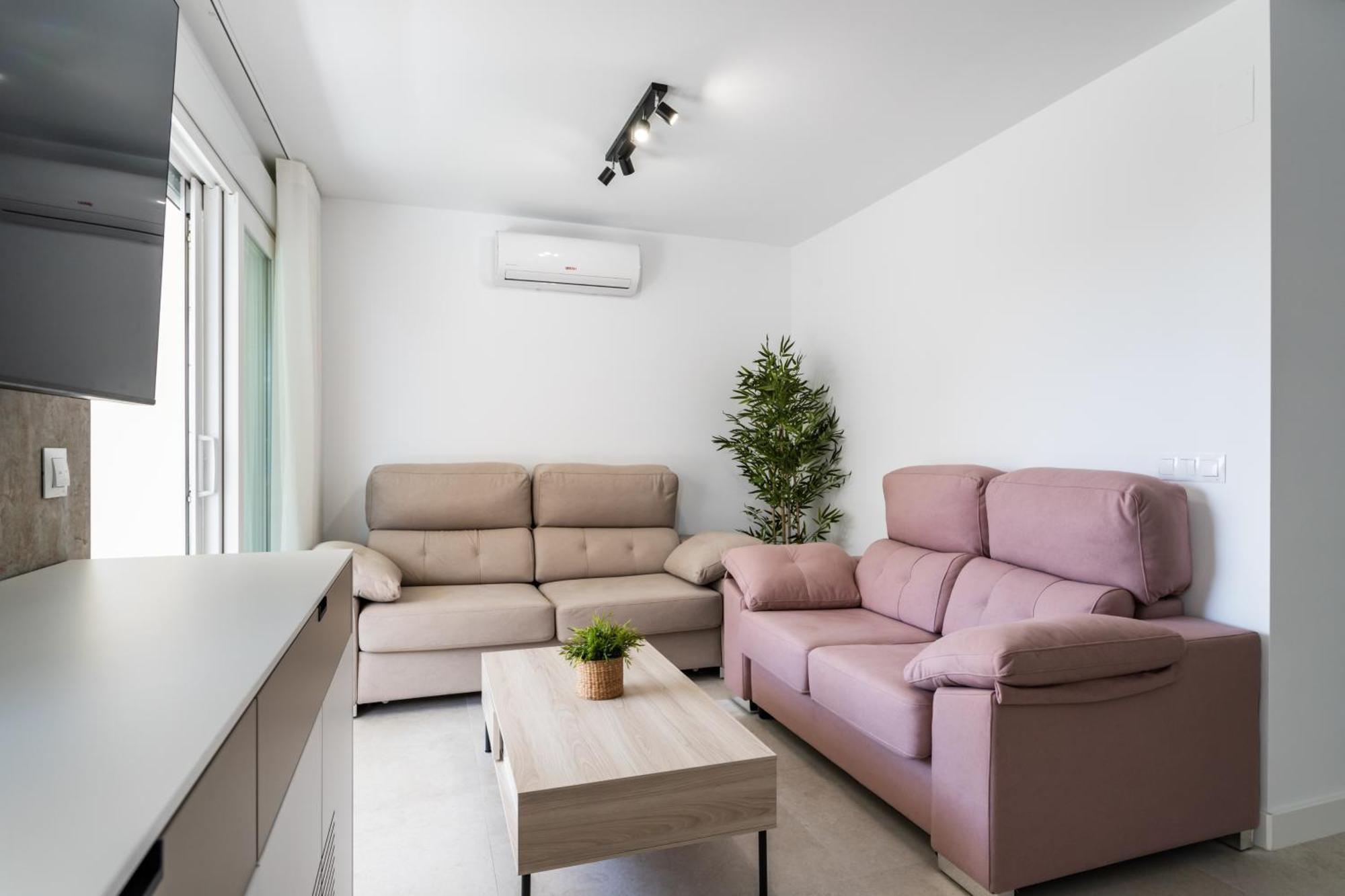 Sur Del Sol 3 Hab Y 2 Wc Con Gran Terraza Y Piscina A Pasos De La Playa Fuengirola