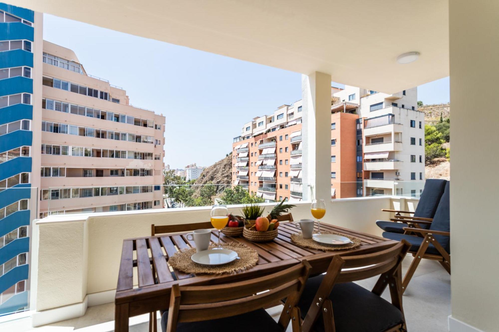 Sur Del Sol 3 Hab Y 2 Wc Con Gran Terraza Y Piscina A Pasos De La Playa Fuengirola